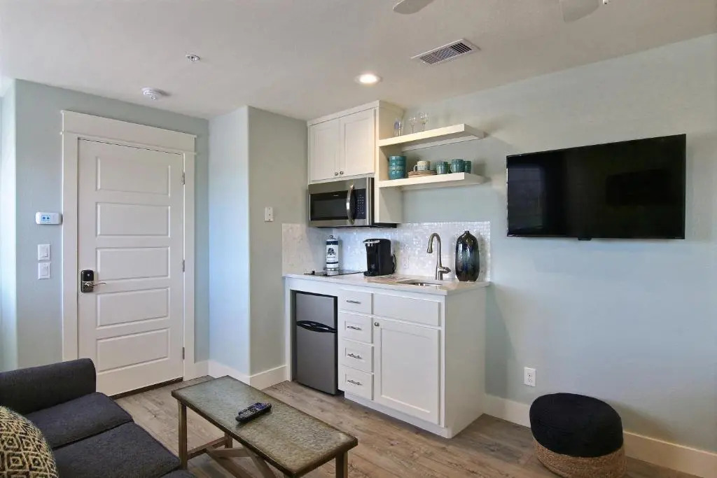 Trout Street Condo 3