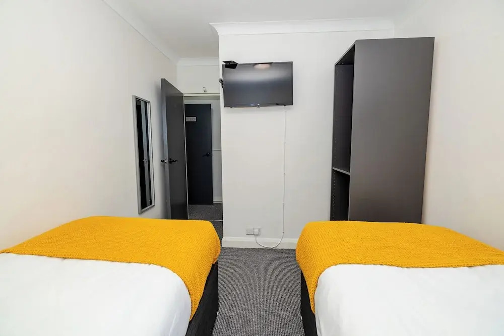 Woodford Hotel