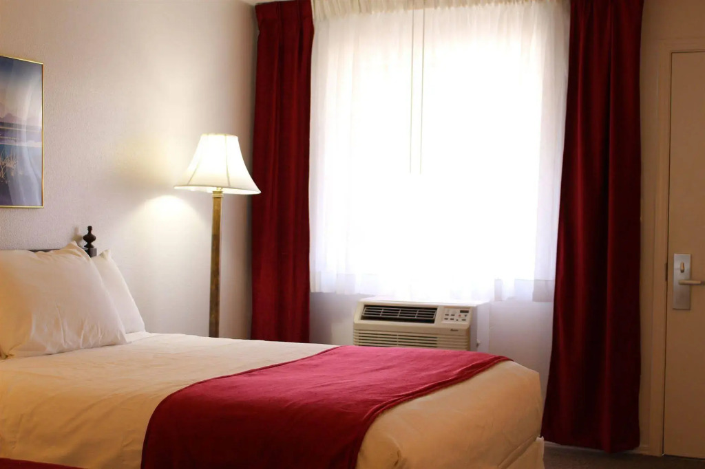 Sovana Inn