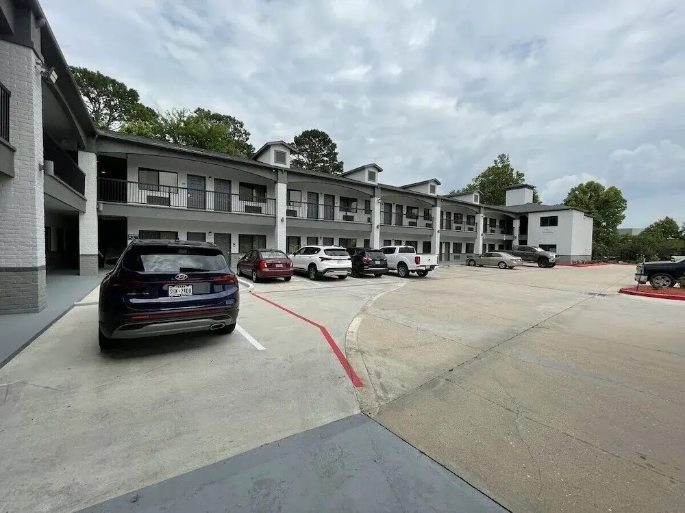 Super Stay Inn Humble IAH East