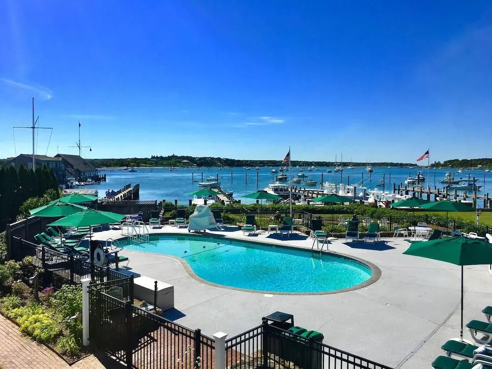 The Harborside Inn