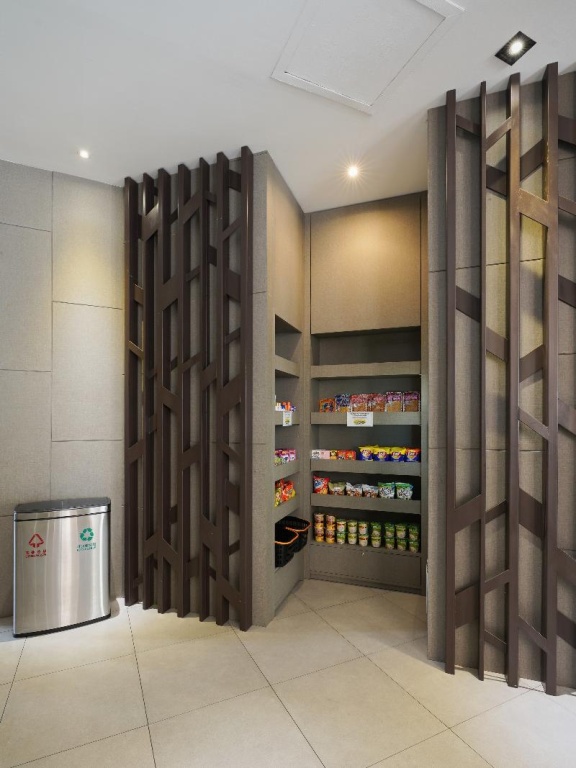 Altera Hotel and Residence by At Mind