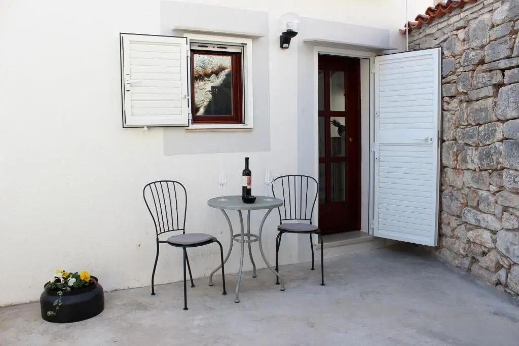 Studio apartman Kendi