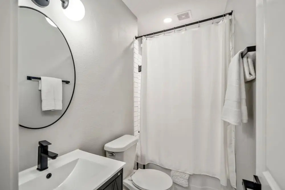 2-bedroom - Equipped Kitchen - Gated Parking