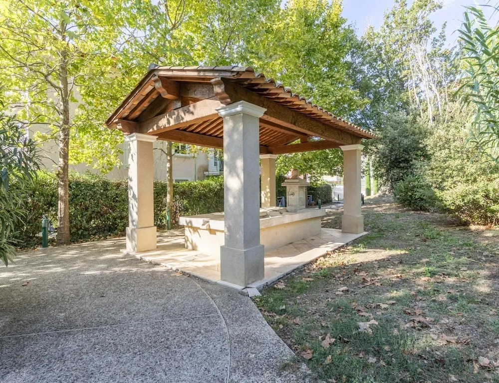 2-person Studio in Callian