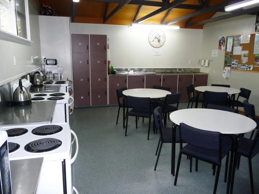 Sportmans Lodge