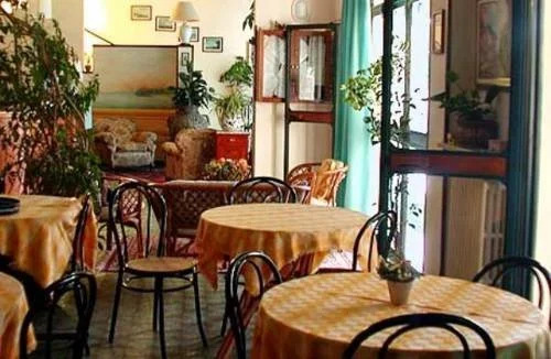Ennesima Osteria con Alloggio - Bike Hotel