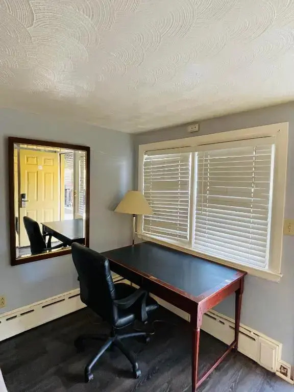 Avalon Motel