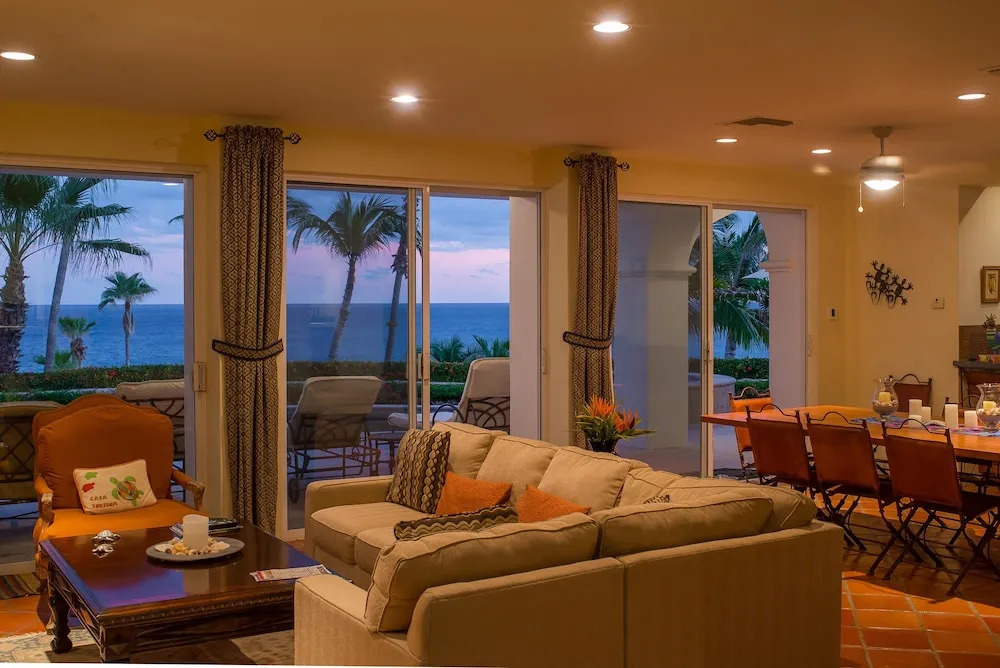 Golfers Paradise Across From Palmilla Beach at Villas del Mar 212