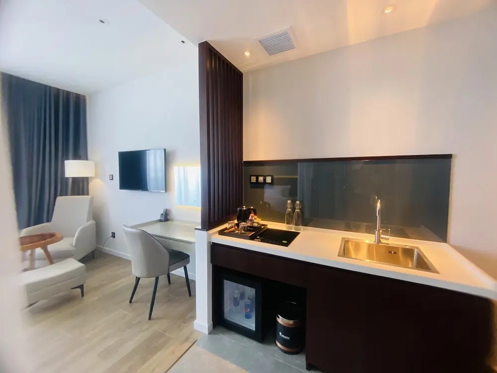NEWCC HOTEL AND SERVICED APARTMENT