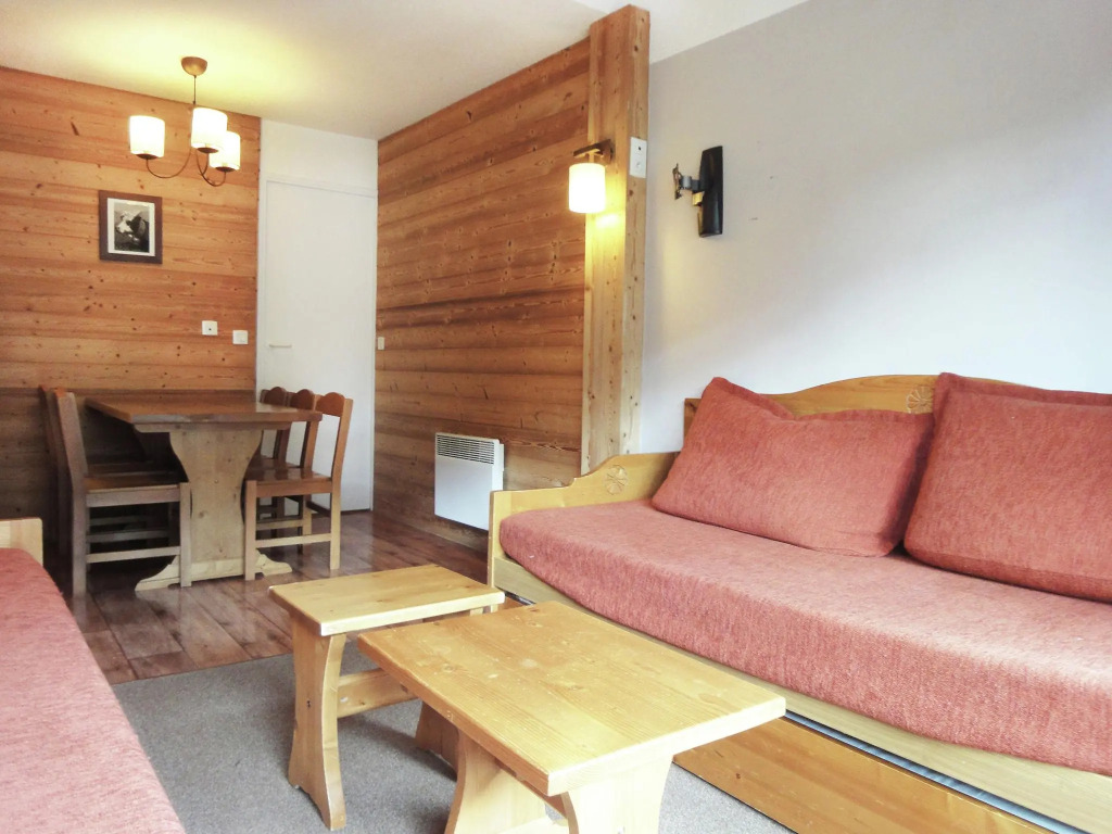 Comfortable two bedroom apartment, located on the slopes in Meribel-Mottaret
