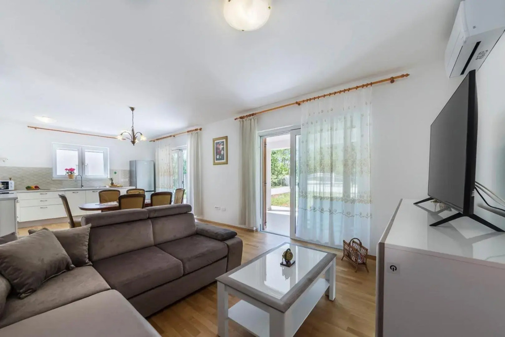 Villa Ana