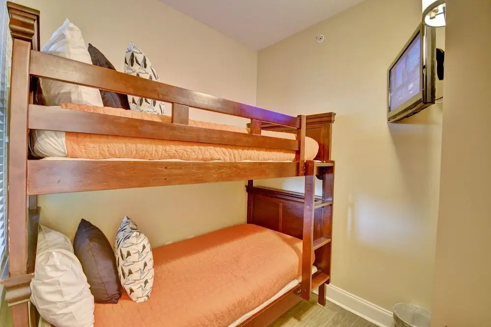 Aqua Resort 2101 - Three Bedroom Condo