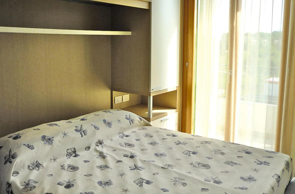 Apartment in Lido Altanea Est With Terrace
