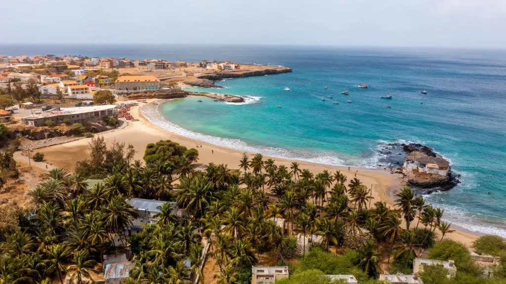 Oasis Tarrafal Alfandega Suites