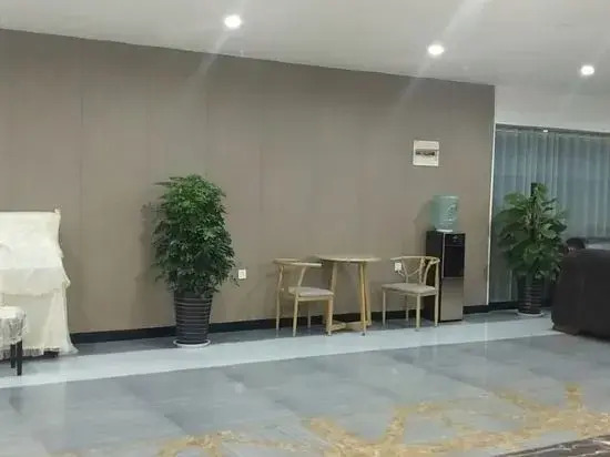 Pebble Hotel (Suixi Qianlong Lake Guobin No.1)