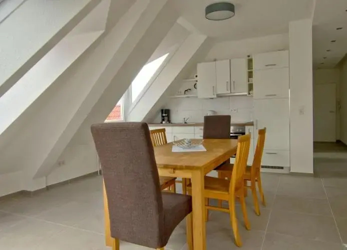 Hafenblick - komfortable, sonnendurchflutete Ferienwohnung