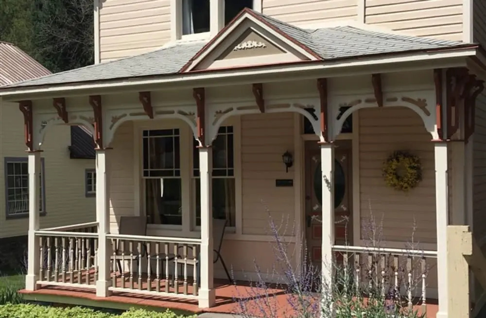 AlpLily Inn