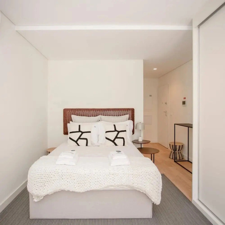 Liiiving in Porto - City Design Apartment A