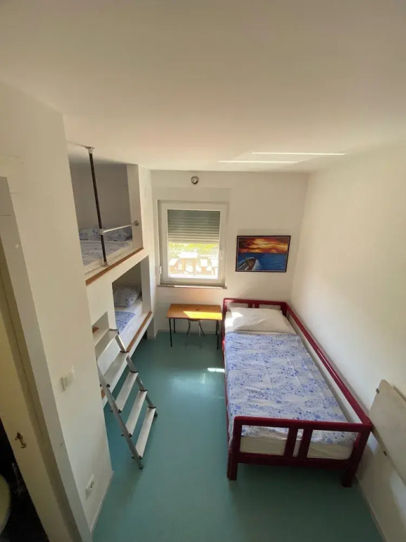 Hostel Kantun