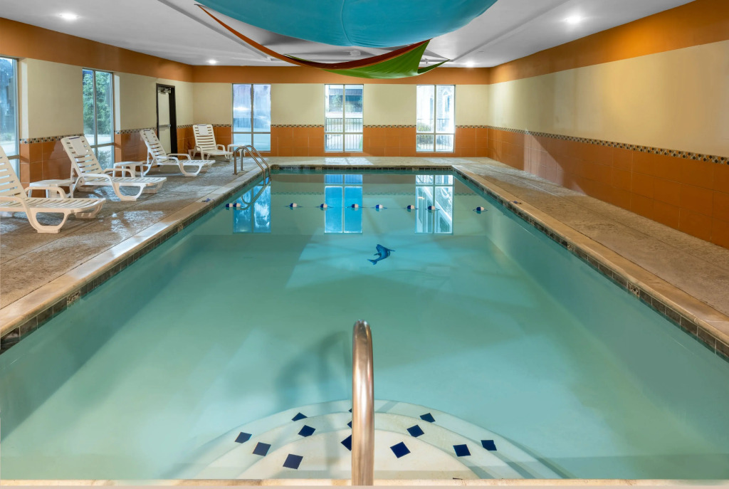 Holiday Inn Express & Suites Dallas East - Fair Park by IHG