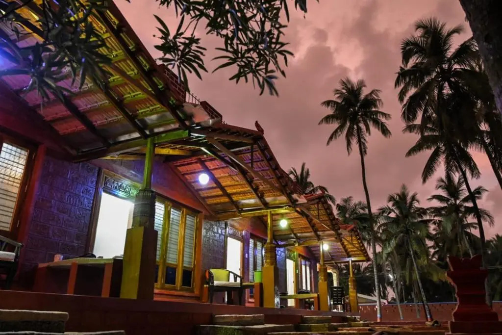Bluebay Luxury Cottages - Malpe