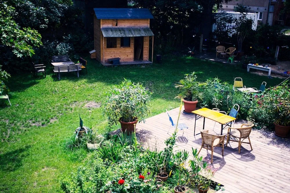 Hostel & Garten Eden