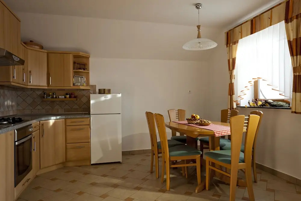 Vineyard Cottage Ucman