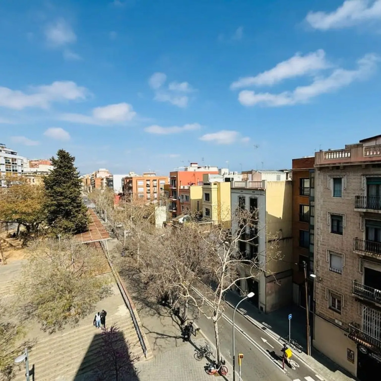 Sant Pau Patio 2BR Near Avinguda Gaud With Patio