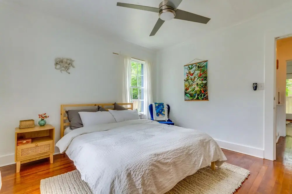 Deck & Grill: Downtown Pensacola Vacation Rental