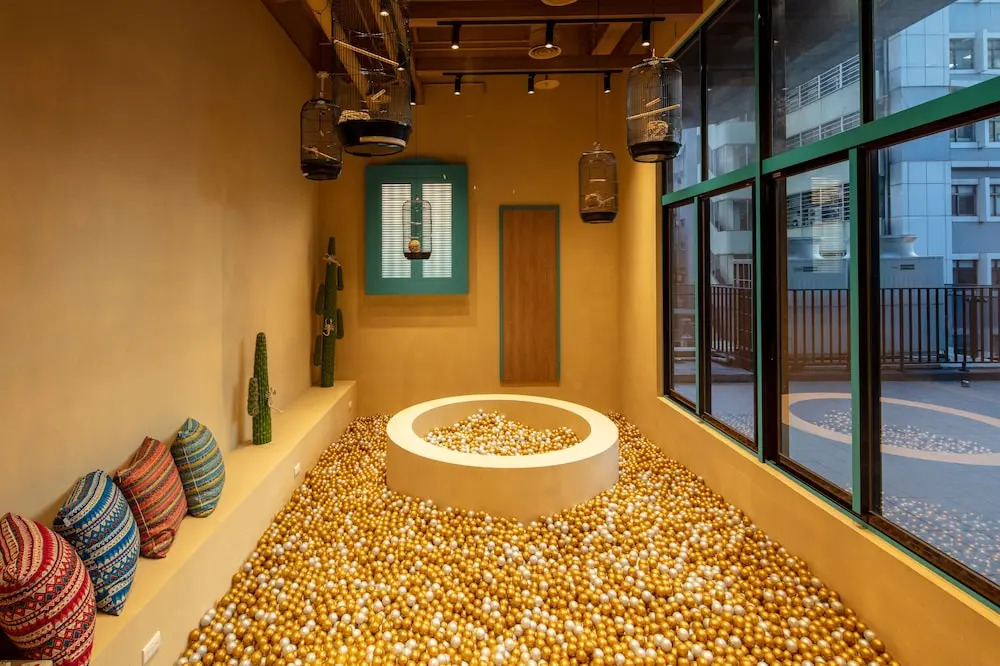 Roaders Plus Hotel - Taipei Station