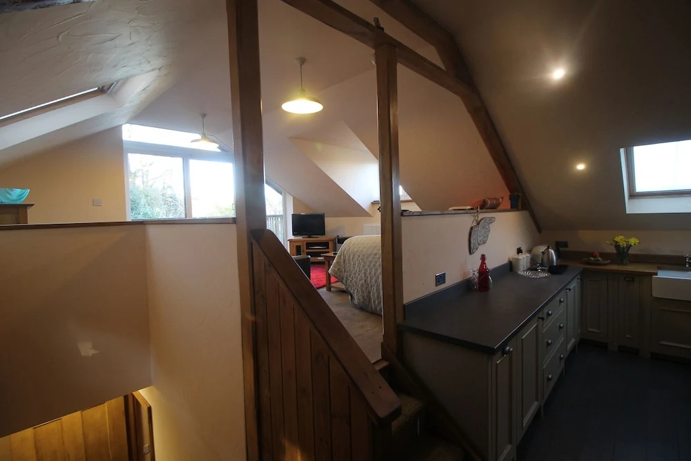 Violet Cottage 3 Bedroom Apartment by Cardiff Holiday Homes