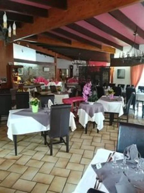 Logis Hotel Le Lac