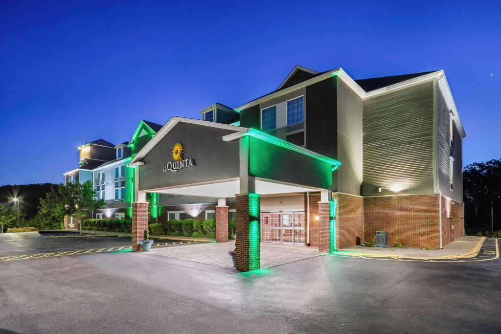 La Quinta by Wyndham Stonington-Mystic Area