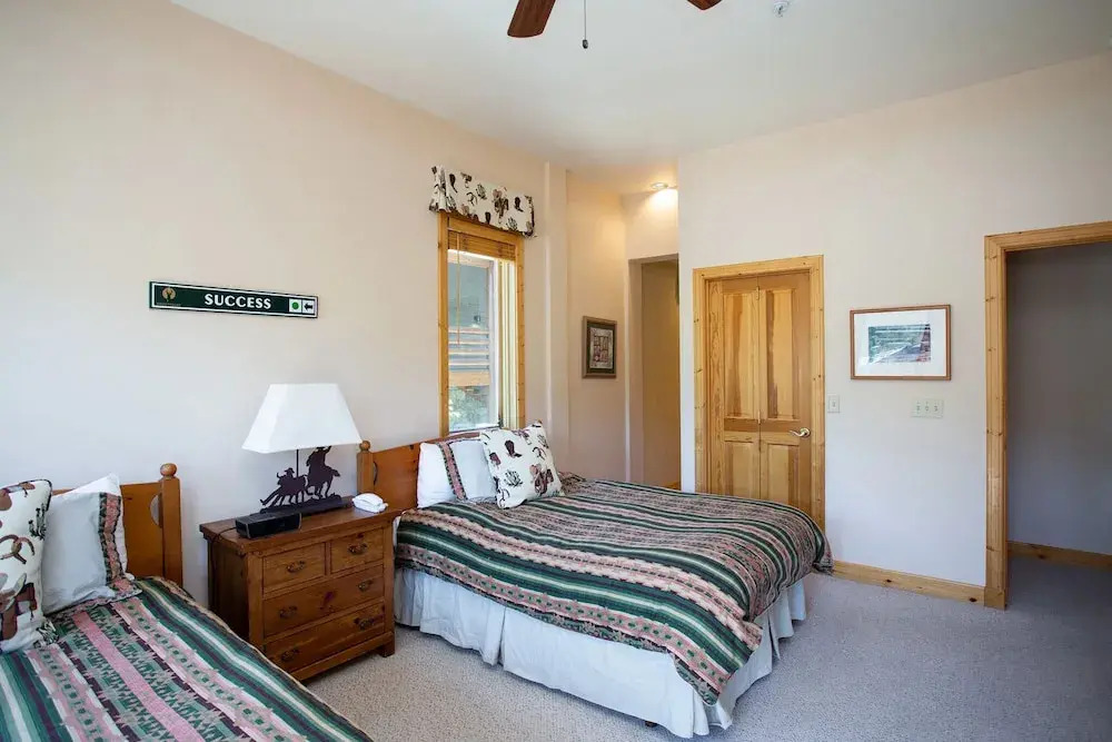 Trail's End Lodge at Deer Valley Resort - Two Bedroom Residence with Spa #401 2 Condo