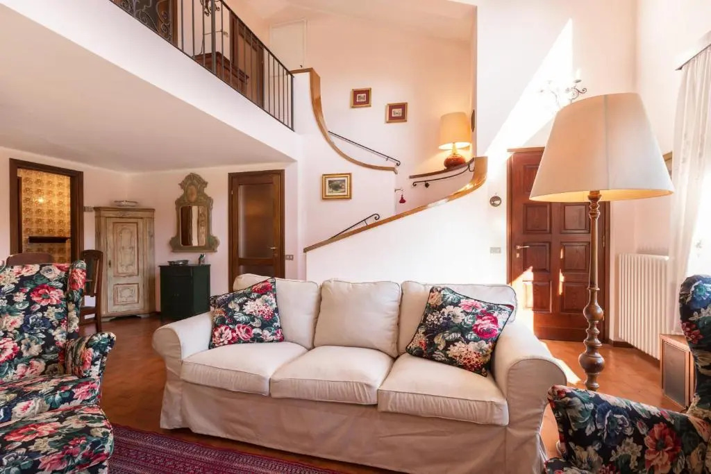 Maison Jaune by Wonderful Italy