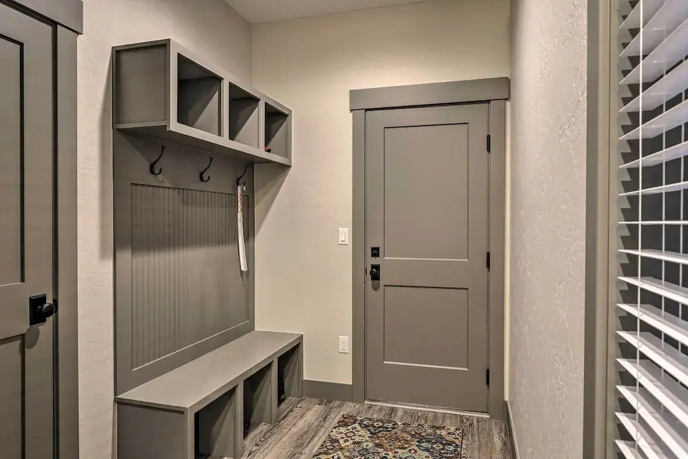20 Mi to Winter Park: Mtn-view Townhome w/ Balcony