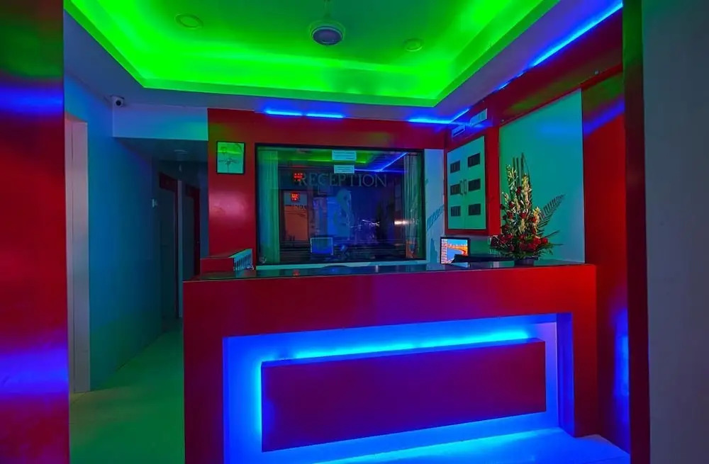 Hotels Heraa International