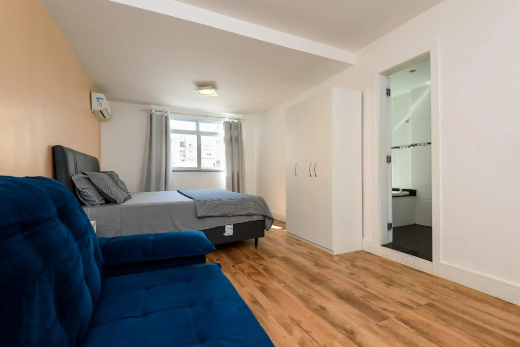 spacious penthouse duplex arpoador