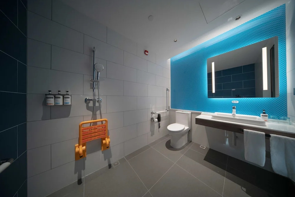 Holiday Inn Express Shenzhen Guangming Cloud Park by IHG
