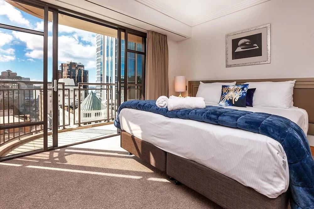 QV Floor Apt Heritage Towers - 484