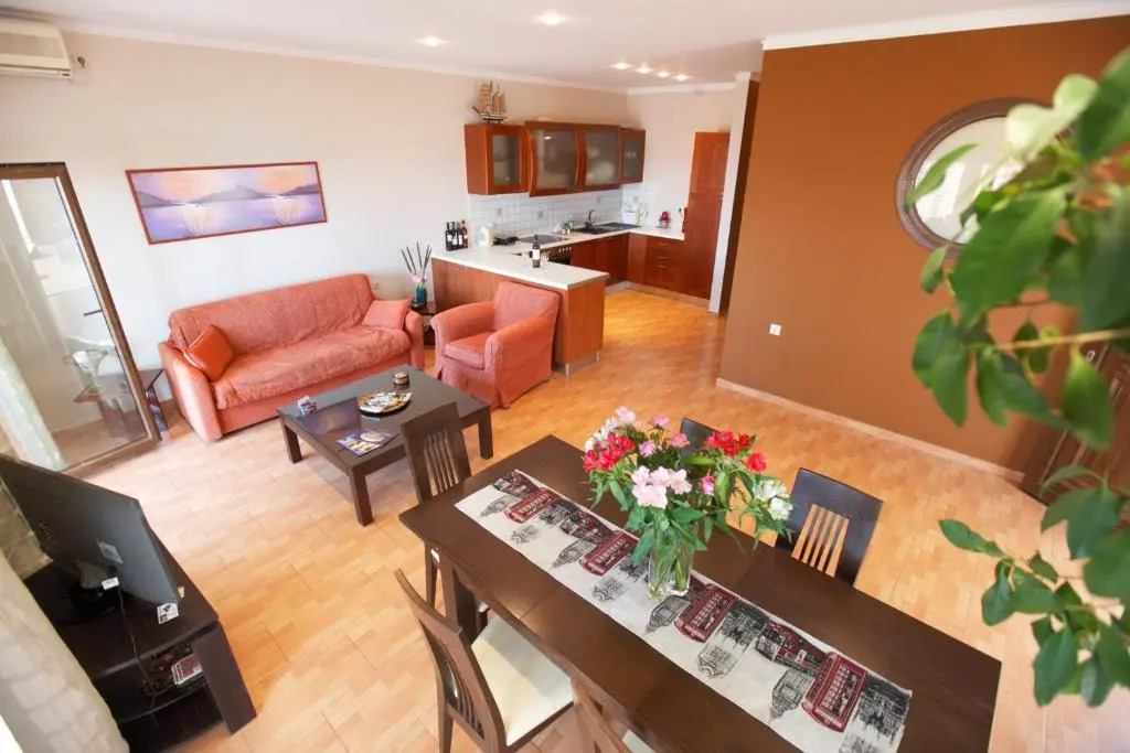 Panorama Apartments