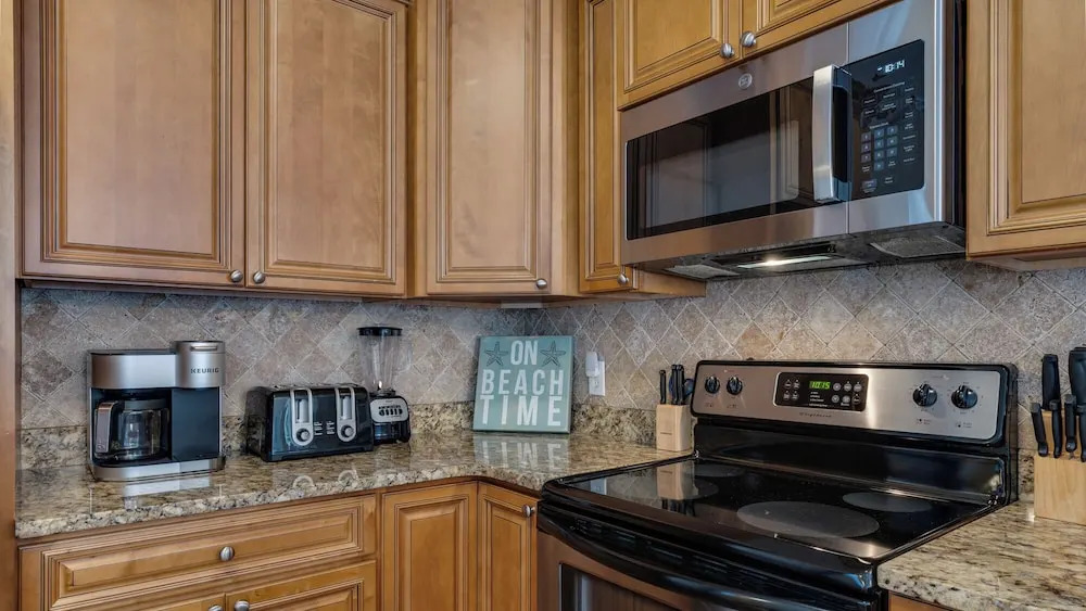 Great Family Home in Seacrest; Resort Pool + Beach Shuttle