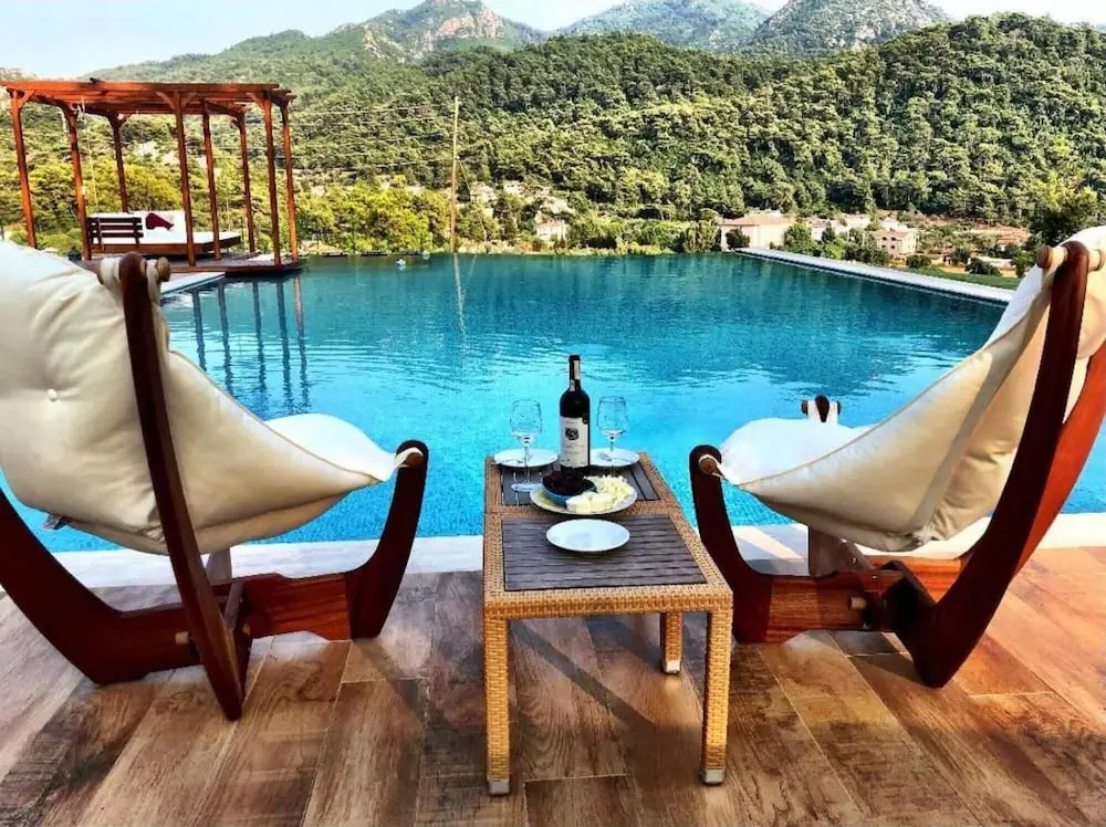 Greenery Home with Shared Pool in Marmaris