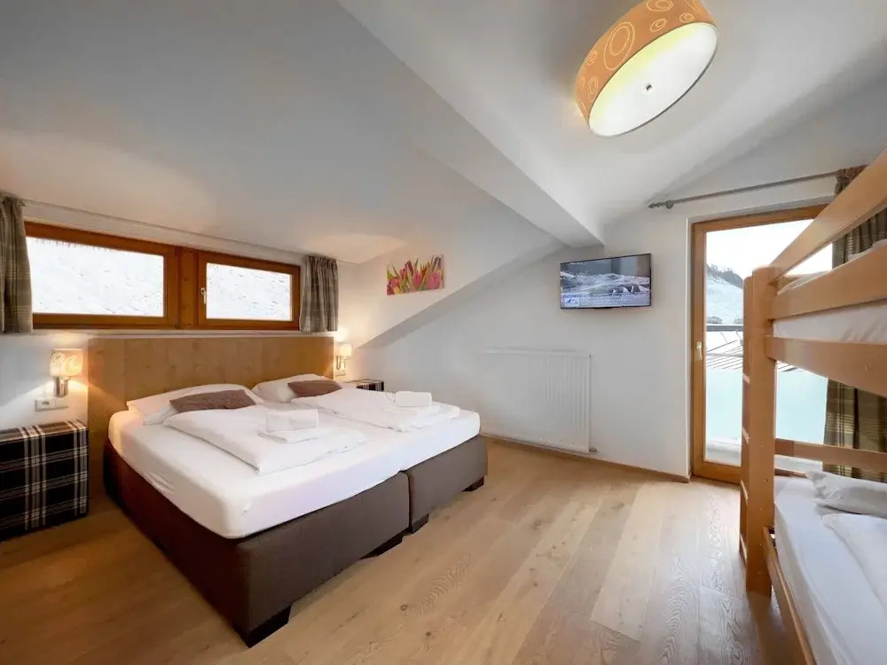 Spacious Apartment in Piesendorf near Ski Area