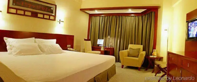 7Days Inn Zhenjiang Railway Station