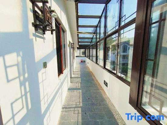Yue Shu Homestay in Hangzhou West Lake Scenic Area (Zhejiang University Qingzhiwu Store)