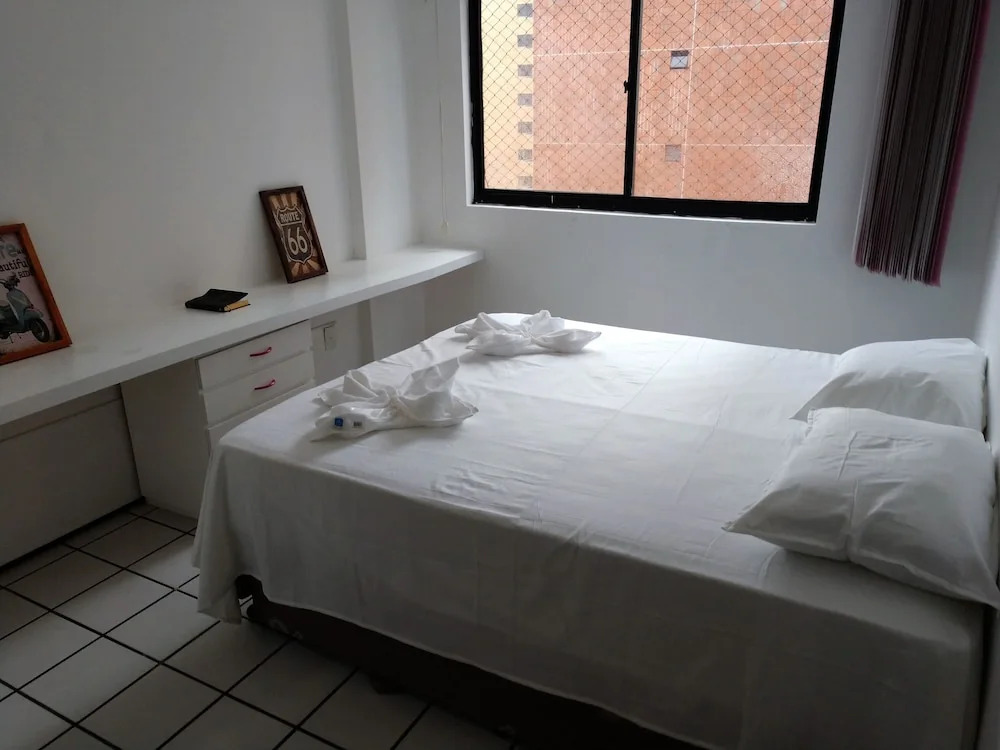 Apartamento a 200m feirinha beira mar