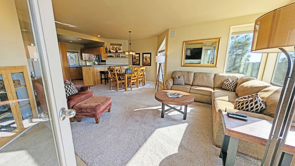 Mt Bachelor Village 324 A SR