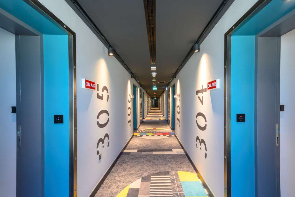 Studio One Hotel